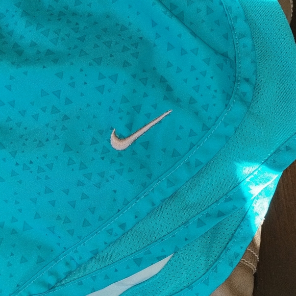 Nike Tempo Running Shorts - Picture 3 of 4